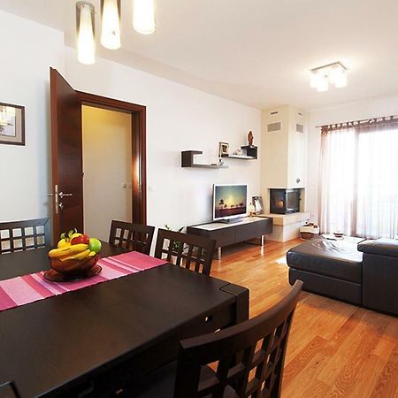 Apartment Makarska Free Beach Parking Exterior photo