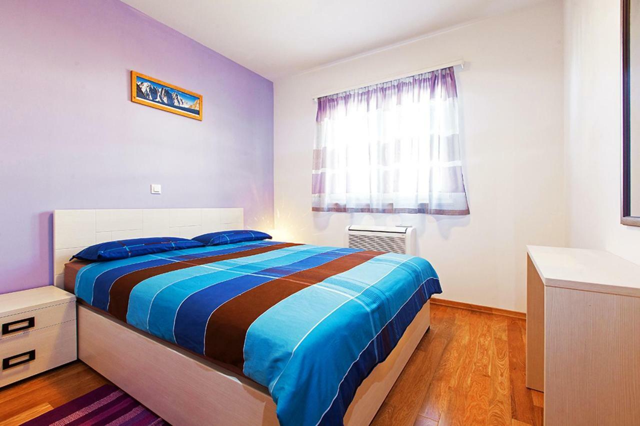 Apartment Makarska Free Beach Parking Exterior photo